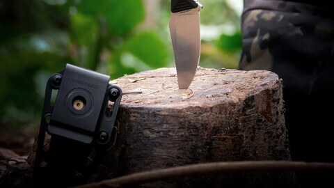 Vosteed’s Groundbreaking Carry System Could Change This Knife Category Forever