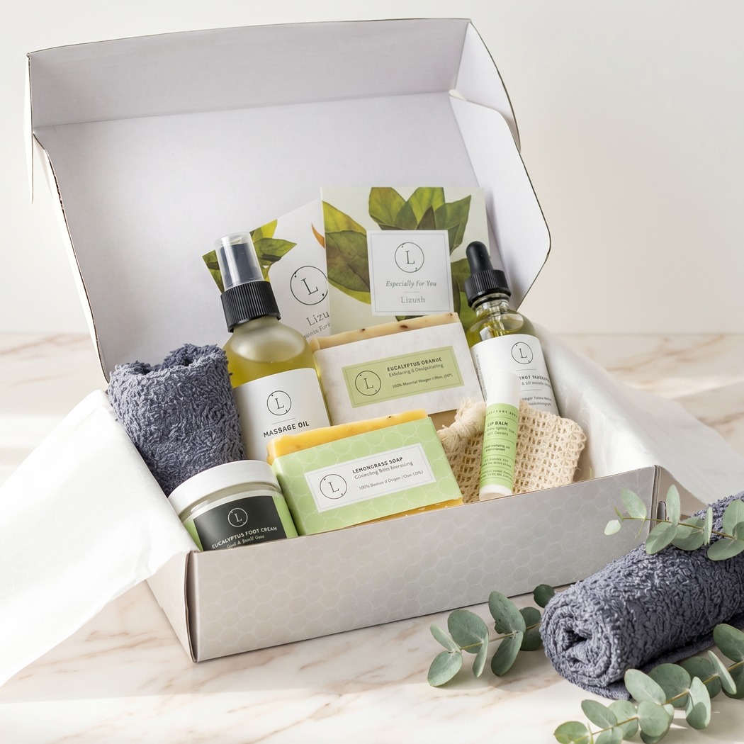 Skincare Spa Set for Men — grooming set with skincare essentials.