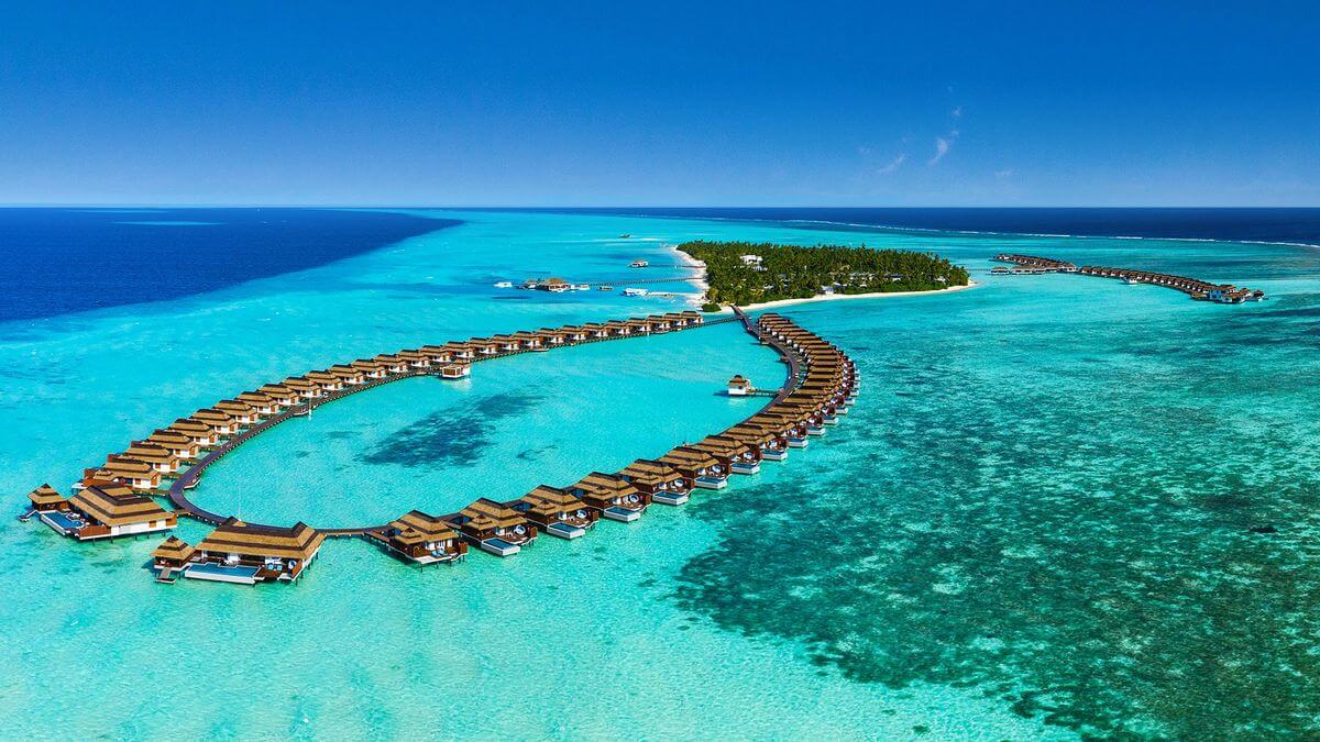 Maldives All-Inclusive Villas with Unlimited A La Carte Dining, Premium Free-Flow Drinks & Roundtrip Transfers   