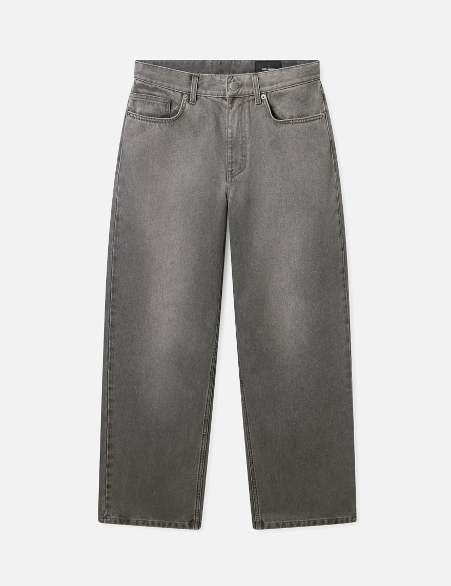 Lidia Straight Jeans in Grey