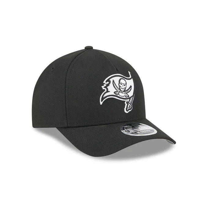 Image of New Era Tampa Bay Buccaneers M-Crown A-FRAME 9FORTY Adjustable Hat-Black/White