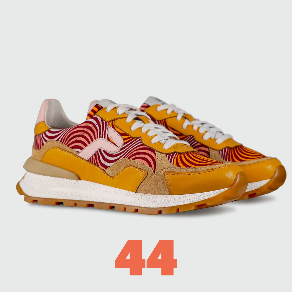 Baskets pointure 44