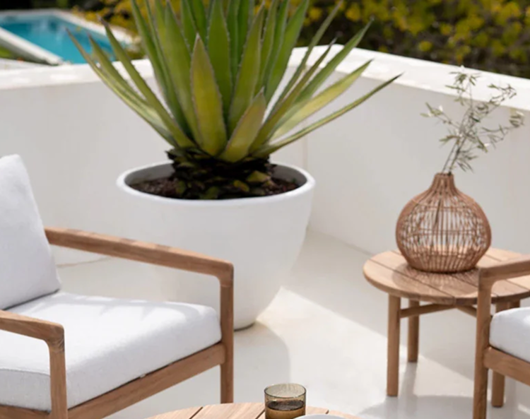 Quatro Outdoor Side Table