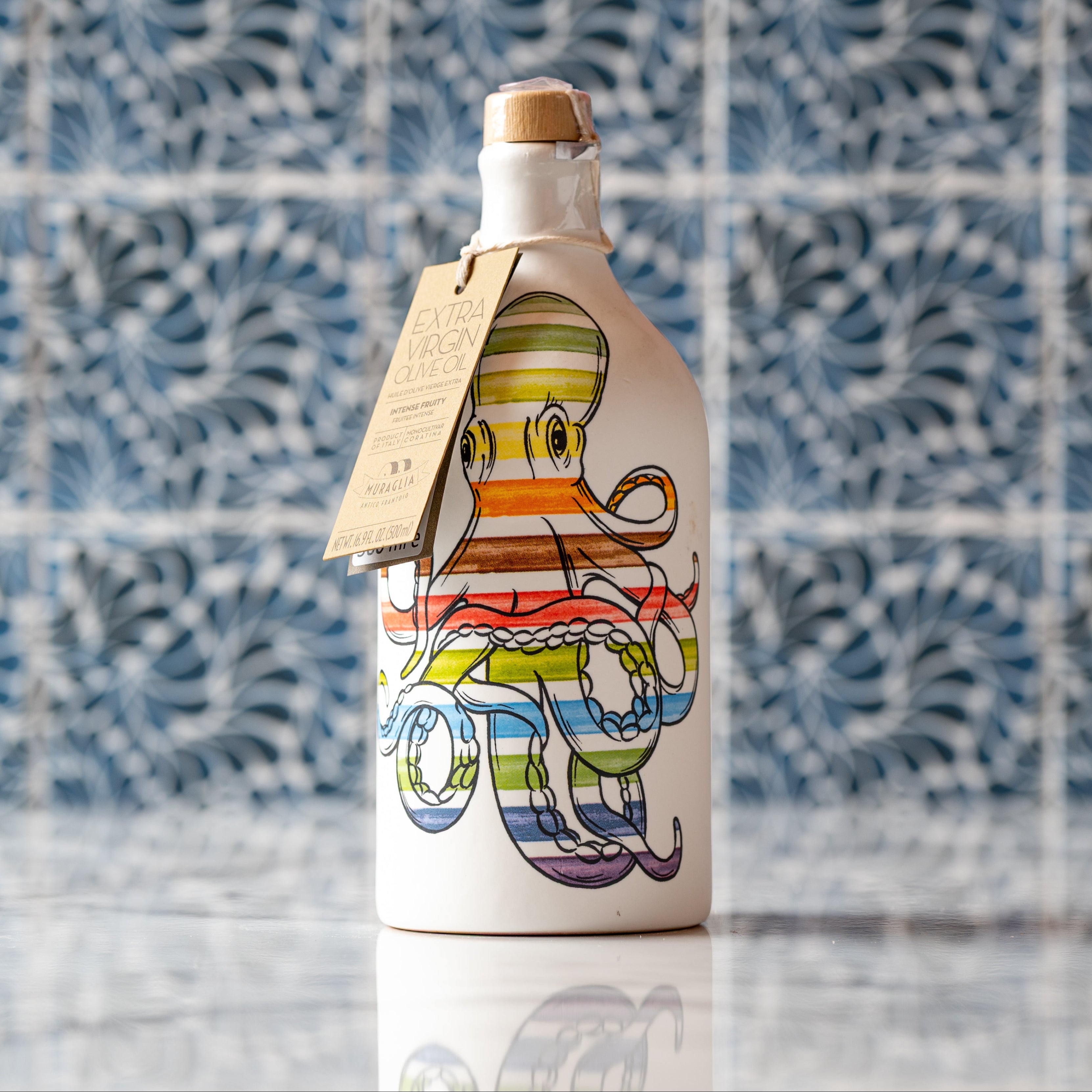 Image of Muraglia, Extra Virgin Olive Oil, Hand Painted Polpo Bottle, 500ml