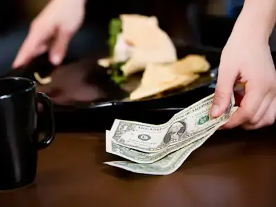 Deals w/Free Gratuities