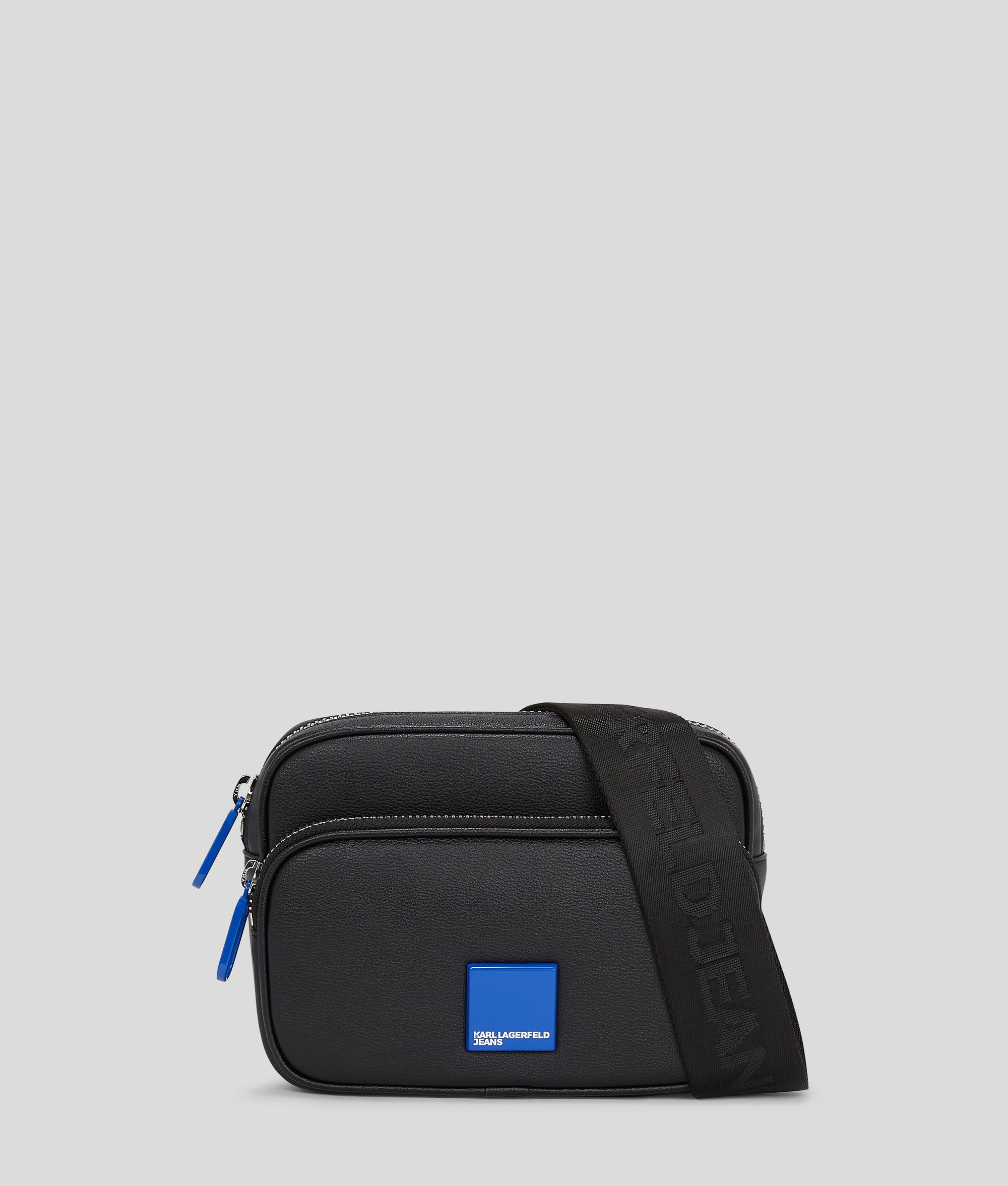 Image of Box logo extra-large camera bag