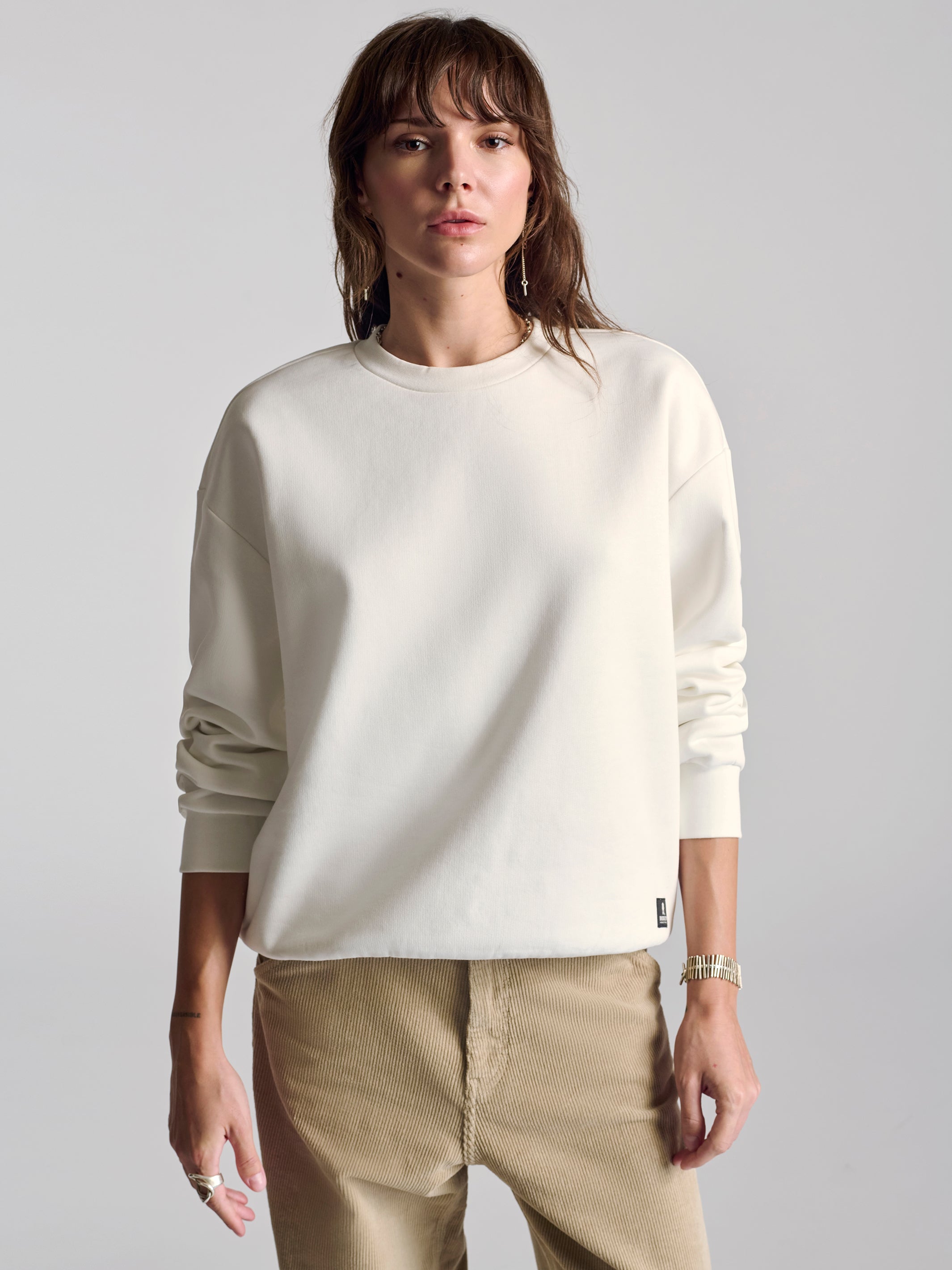 Image of Women's Hoyt Crew Neck Sweatshirt In Antique White