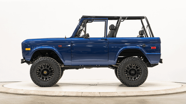classic-ford-bronco-3455-360