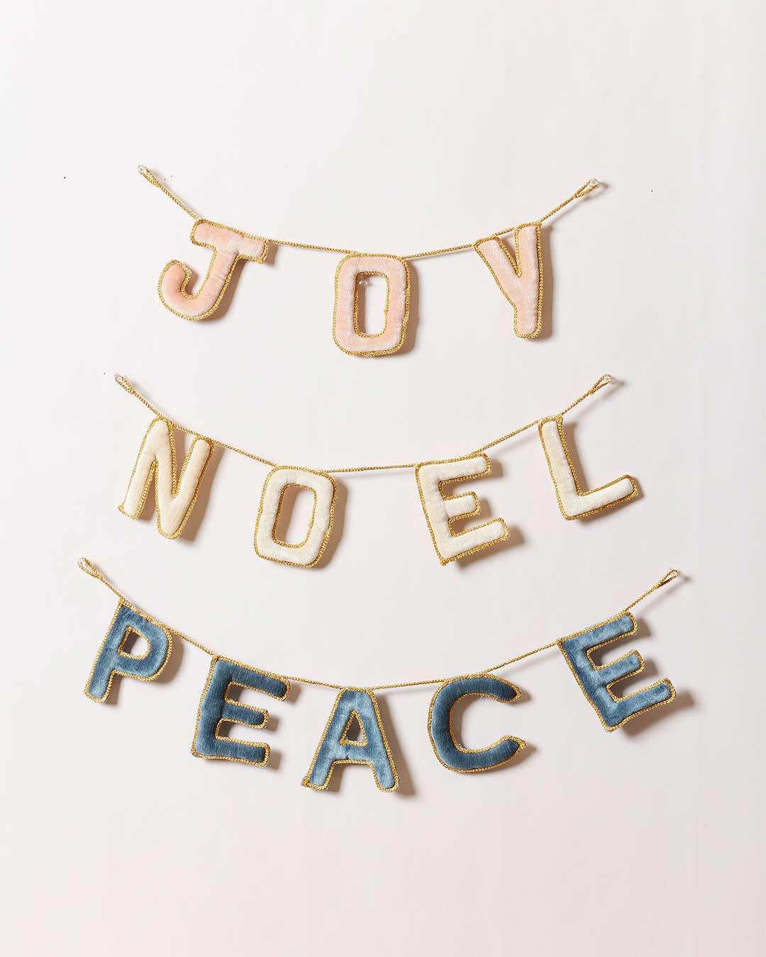 Image of Holiday Greeting Garland