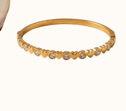Heart And Cubic Zirconia Bangle 18k Gold Plated Bracelet