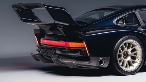 This Wild Winged Porsche Marks the First of Singer’s Most Extreme 911 Yet