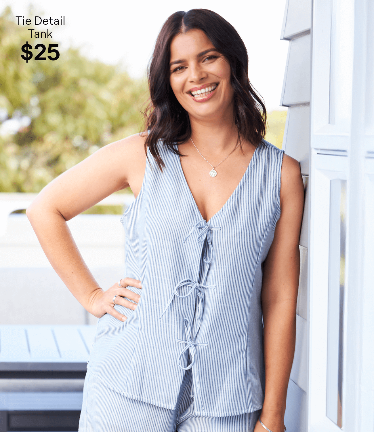 Tie Detail Tank