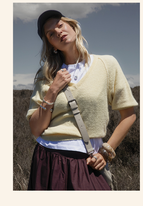 Ivy Knitted V Neck Tee
