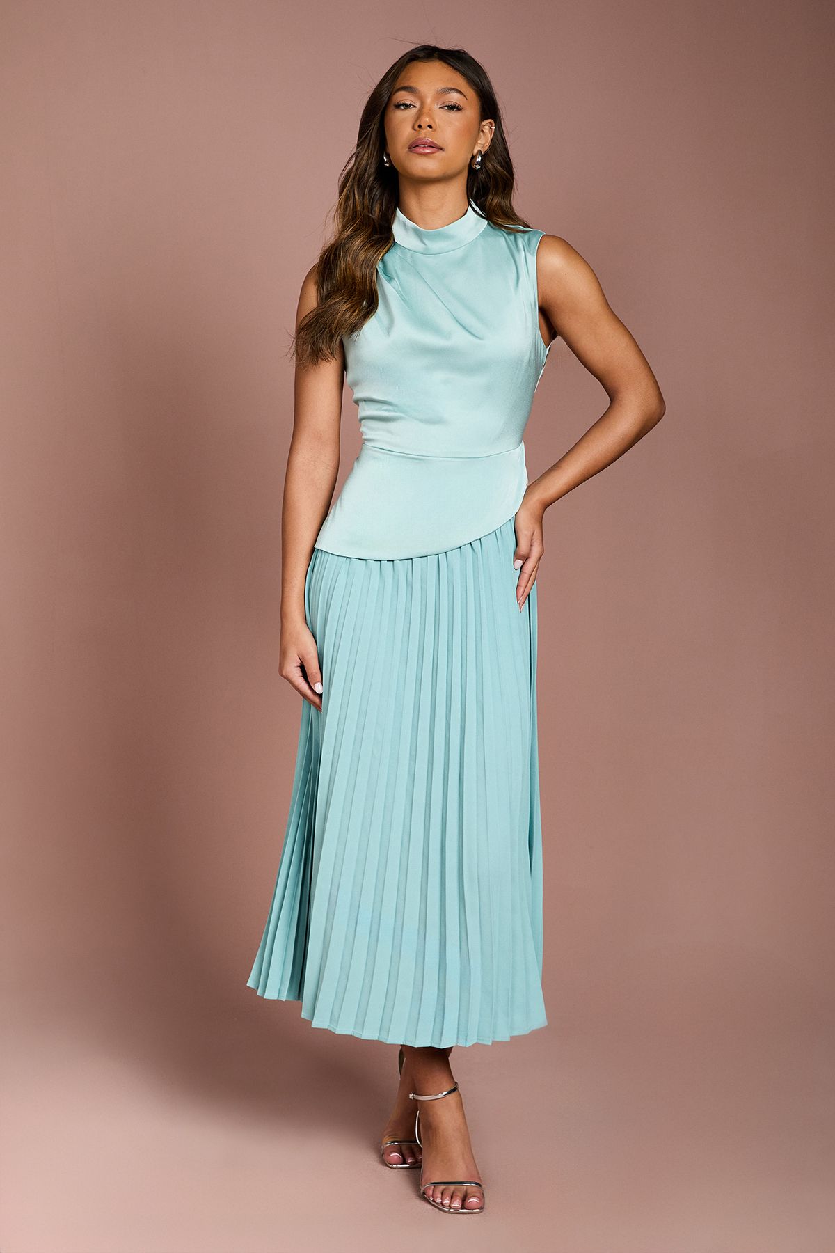 Drape High Neck Pleated Skirt Midi Dress