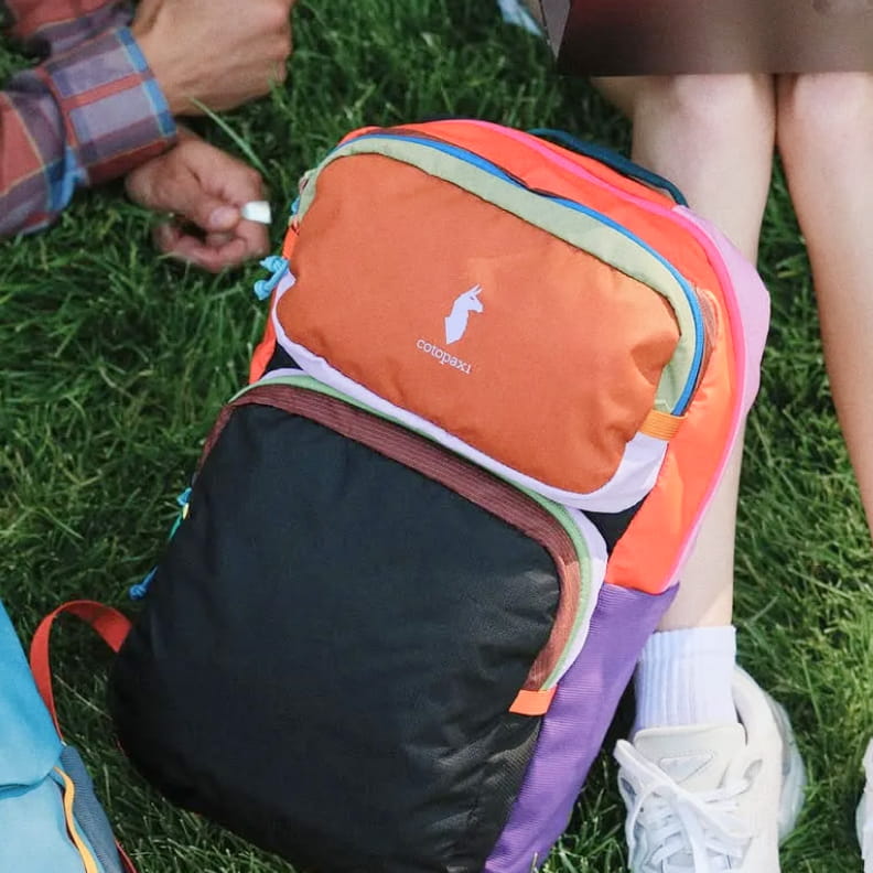 https://www.ongoody.com/browse/brands/cliq/branded-cliq-collapsible-chair