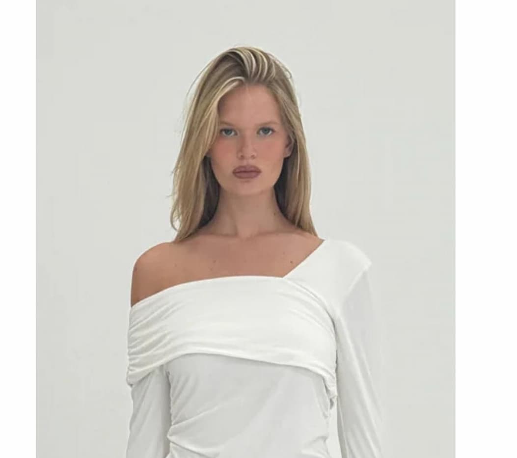 Half Open Shoulder Top 