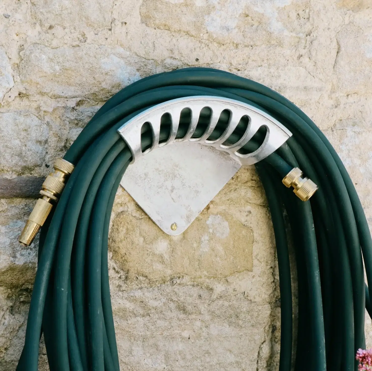 Image of English Garden Hose Mount