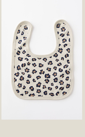 Cuteness gone wild - A roar-some range of pastels and pop prints with accesso ies to match. Built for wild wiggles, midnight wakes and changes on the go.