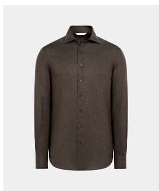 brown shirt