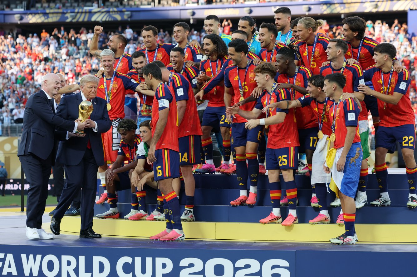 Spain receives the World Cup trophy from Infantino and Trump 