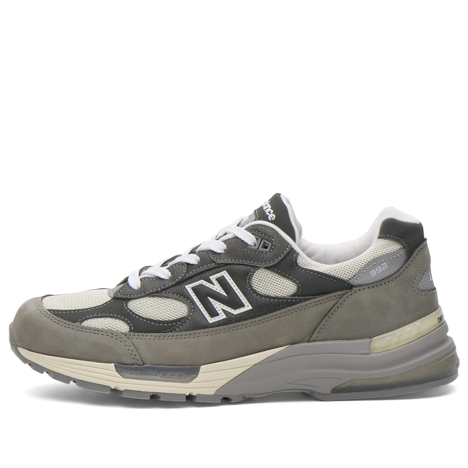 New Balance 992