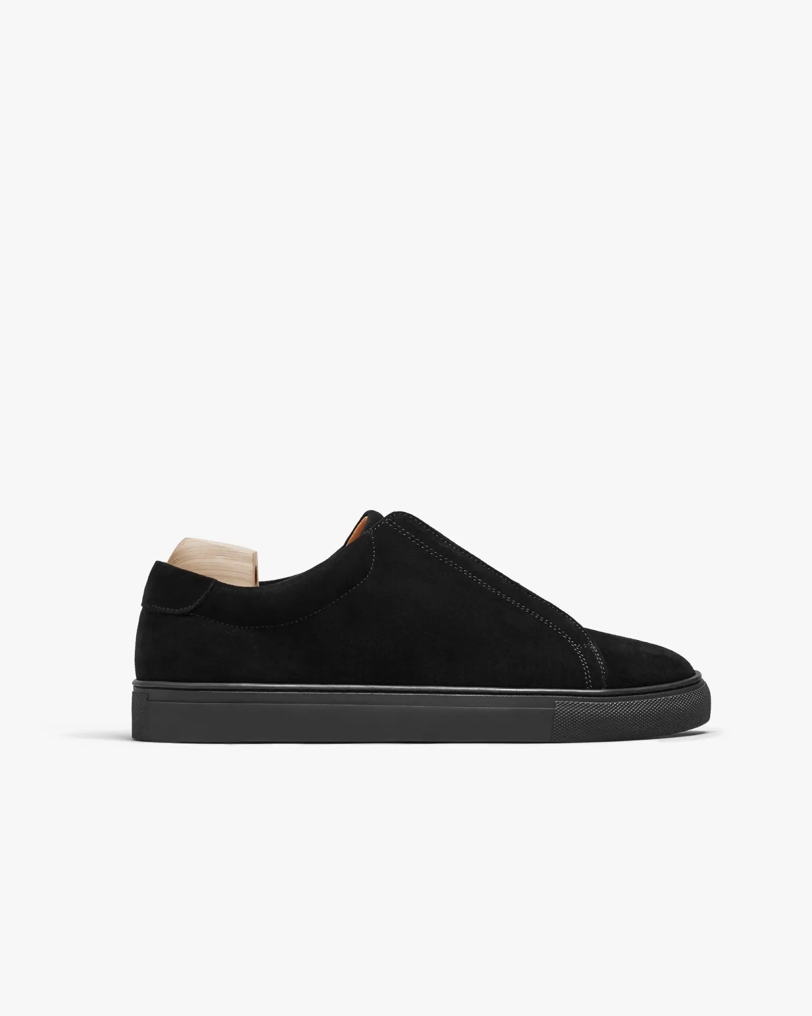 Image of Alnö – Black Suede