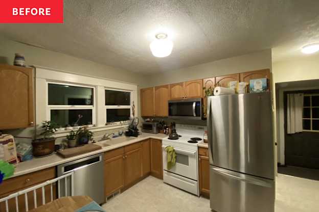 This 1910 Bungalow Kitchen Finally Has Historic Charm After a Bad ’90s Reno