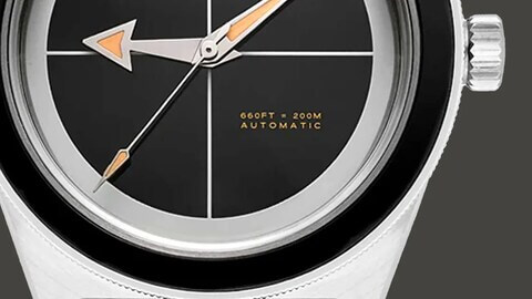 This Affordable Seiko-Powered Dive Watch Mixes Minimalism with Vintage Vibes