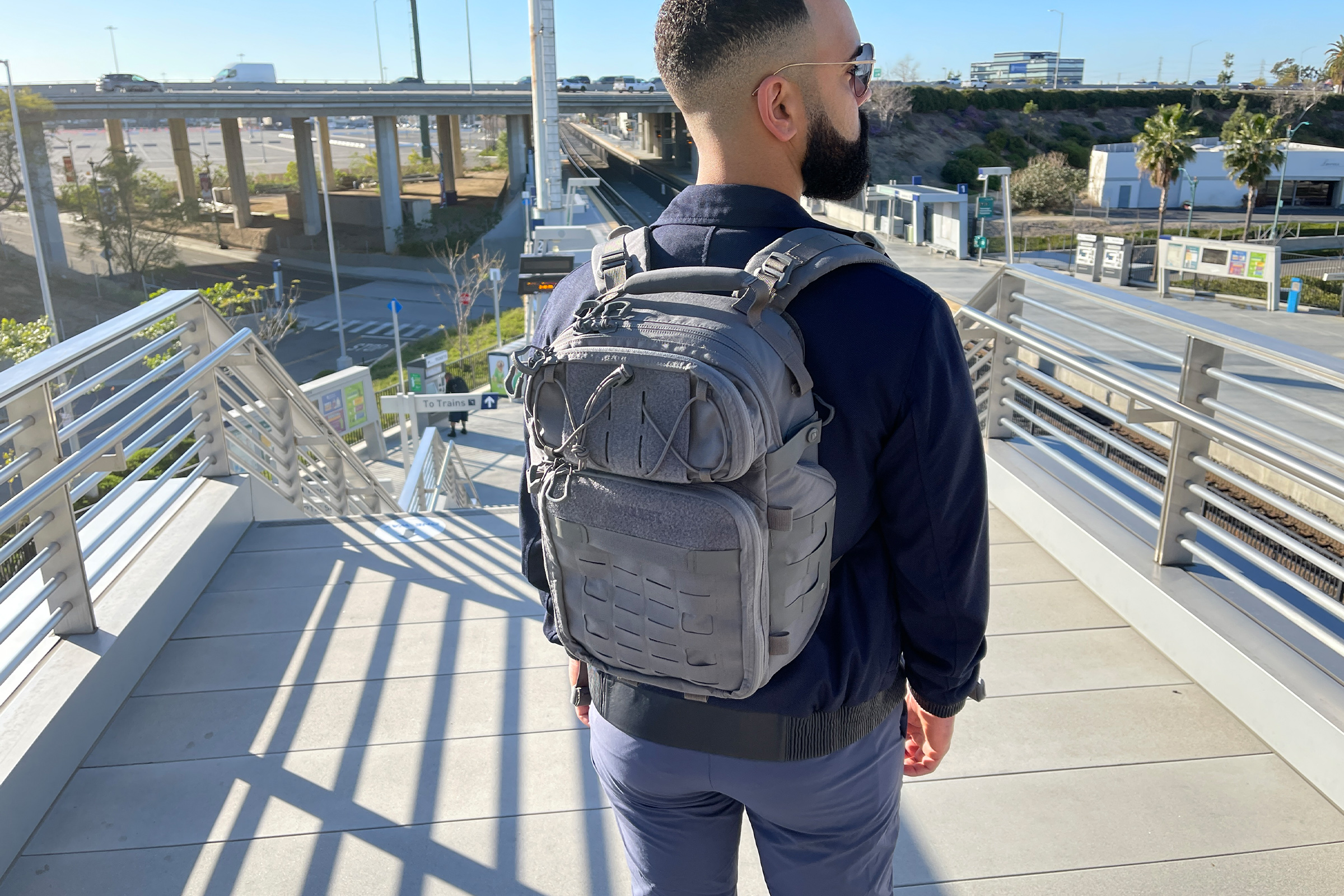 JAVELIN-18 Sling backpack in Wolf Gray