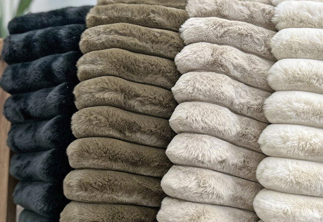 Covetable Blankets & Throws