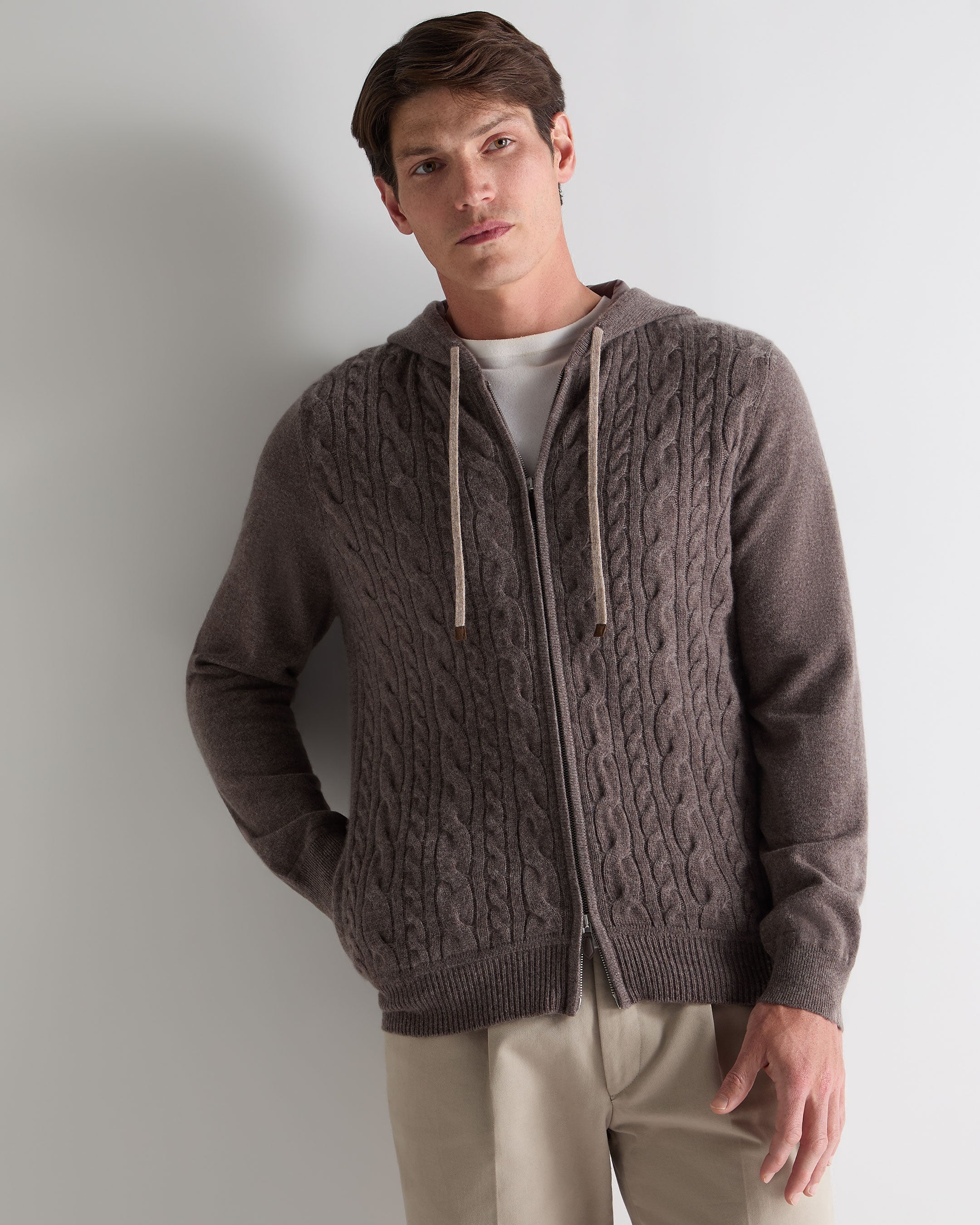 Image of Men's Fulham Cable Zip Cashmere Hoodie Otter Brown