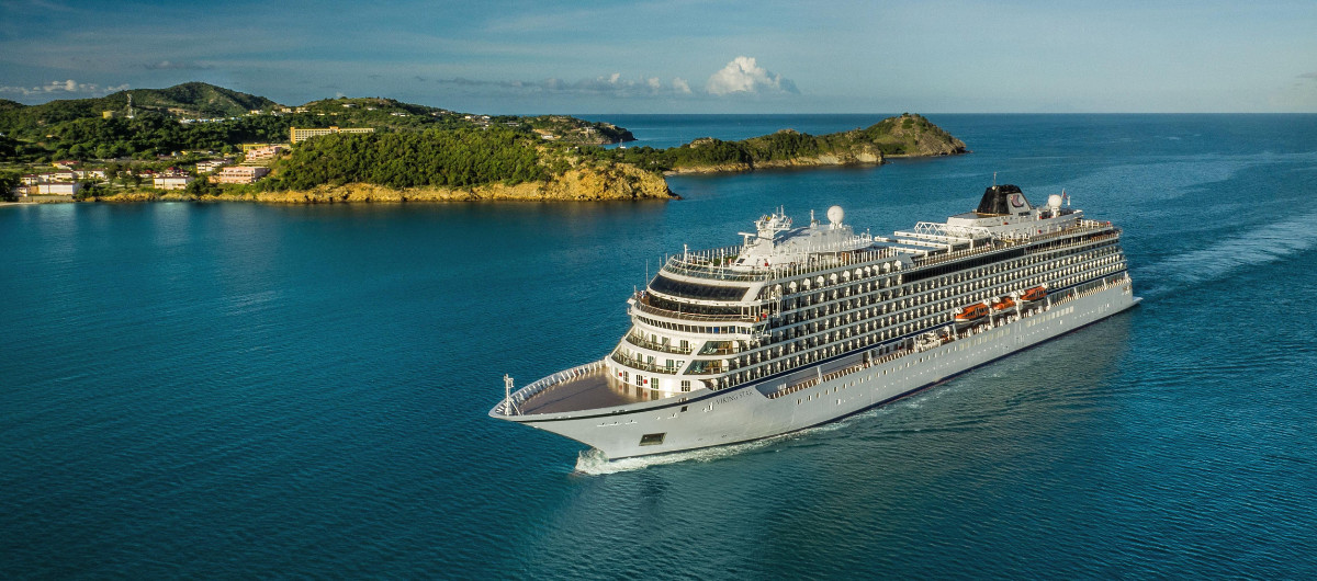 Star Passing Island of Antigua