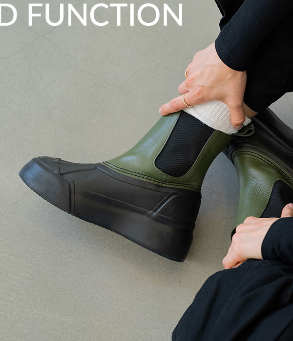 The Womens Chalet Chelsea Boot in Utility Olive