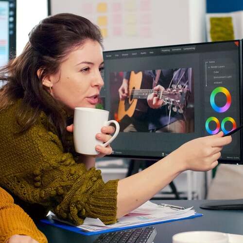 Is That Video Real? 7 Telltale Signs It's an AI Deepfake