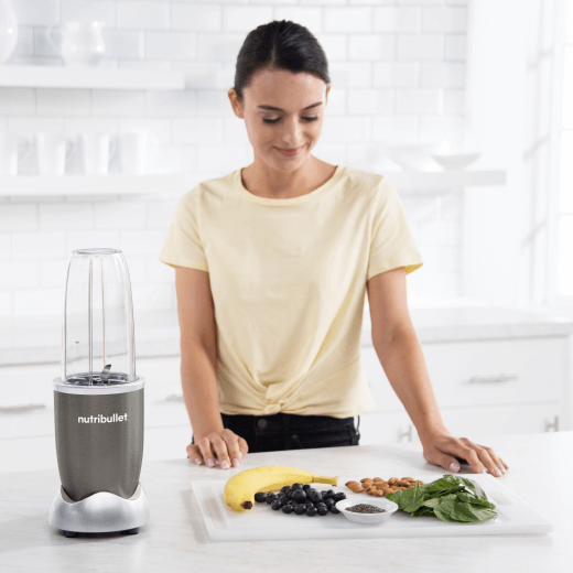 Women with ingredients 