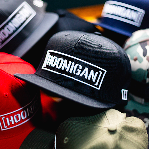 [CENSOR BAR SNAPBACK HAT]