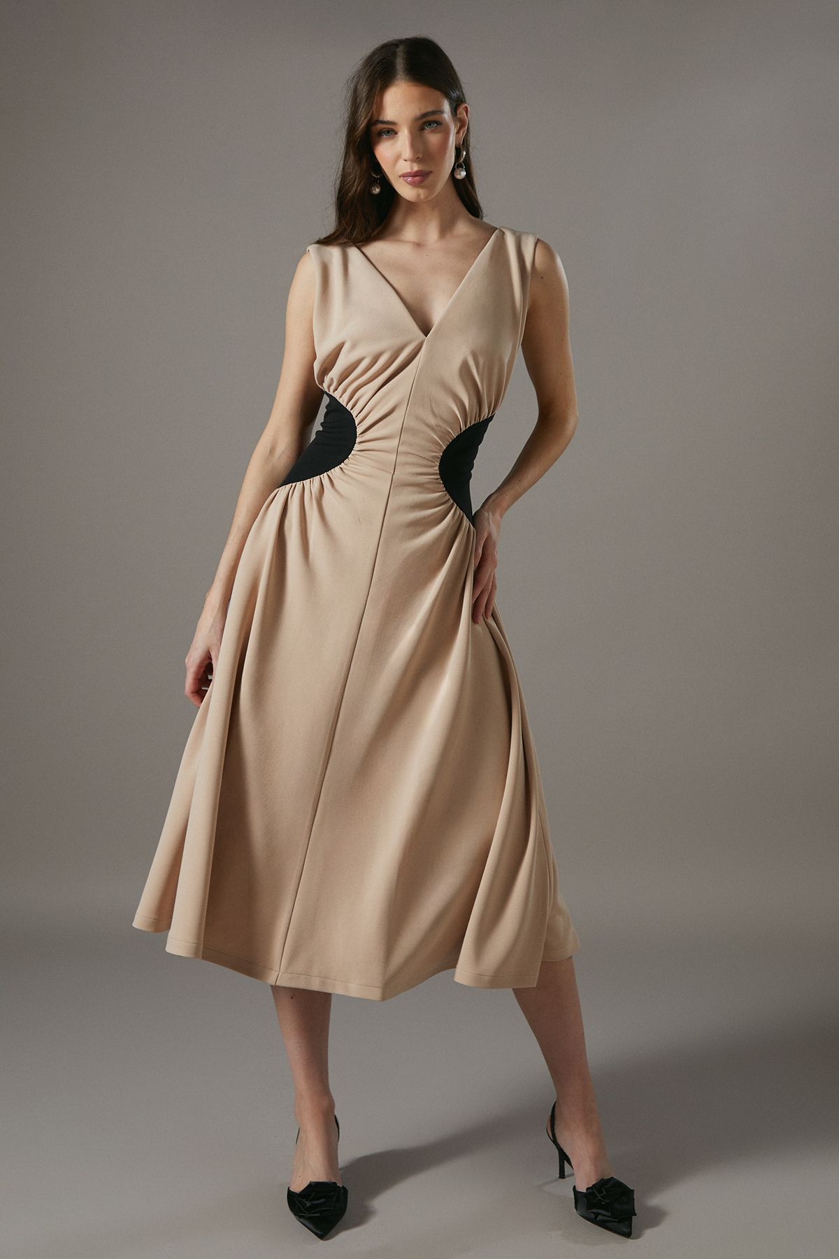 Contrast Waist Midi Dress