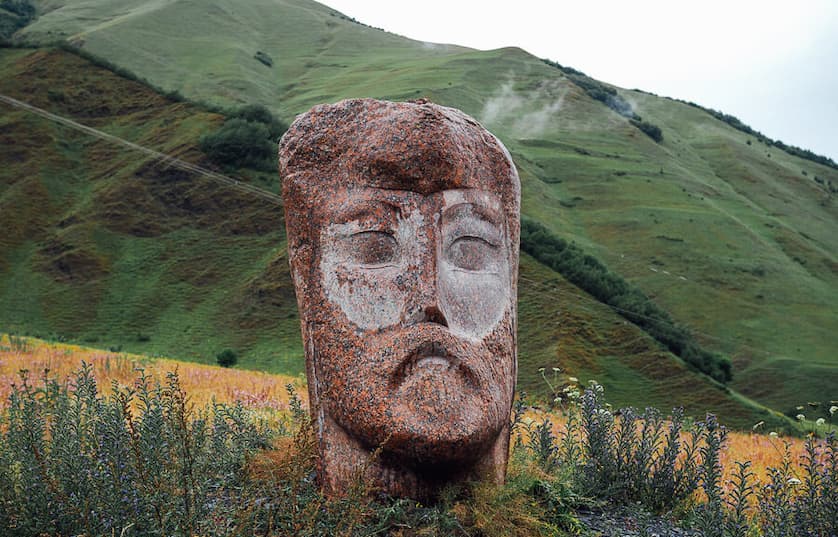 Sno Giant Head Sculptures