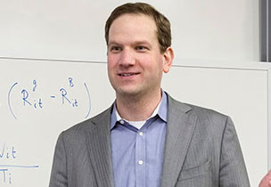 Jules van Binsbergen on Finance Skills and Jazz Piano