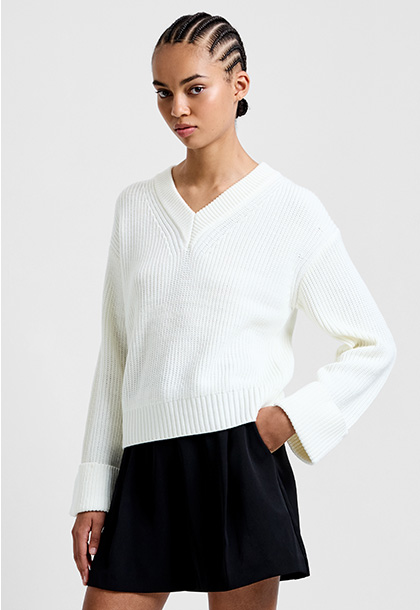 Joss Long Sleeve V Neck Jumper