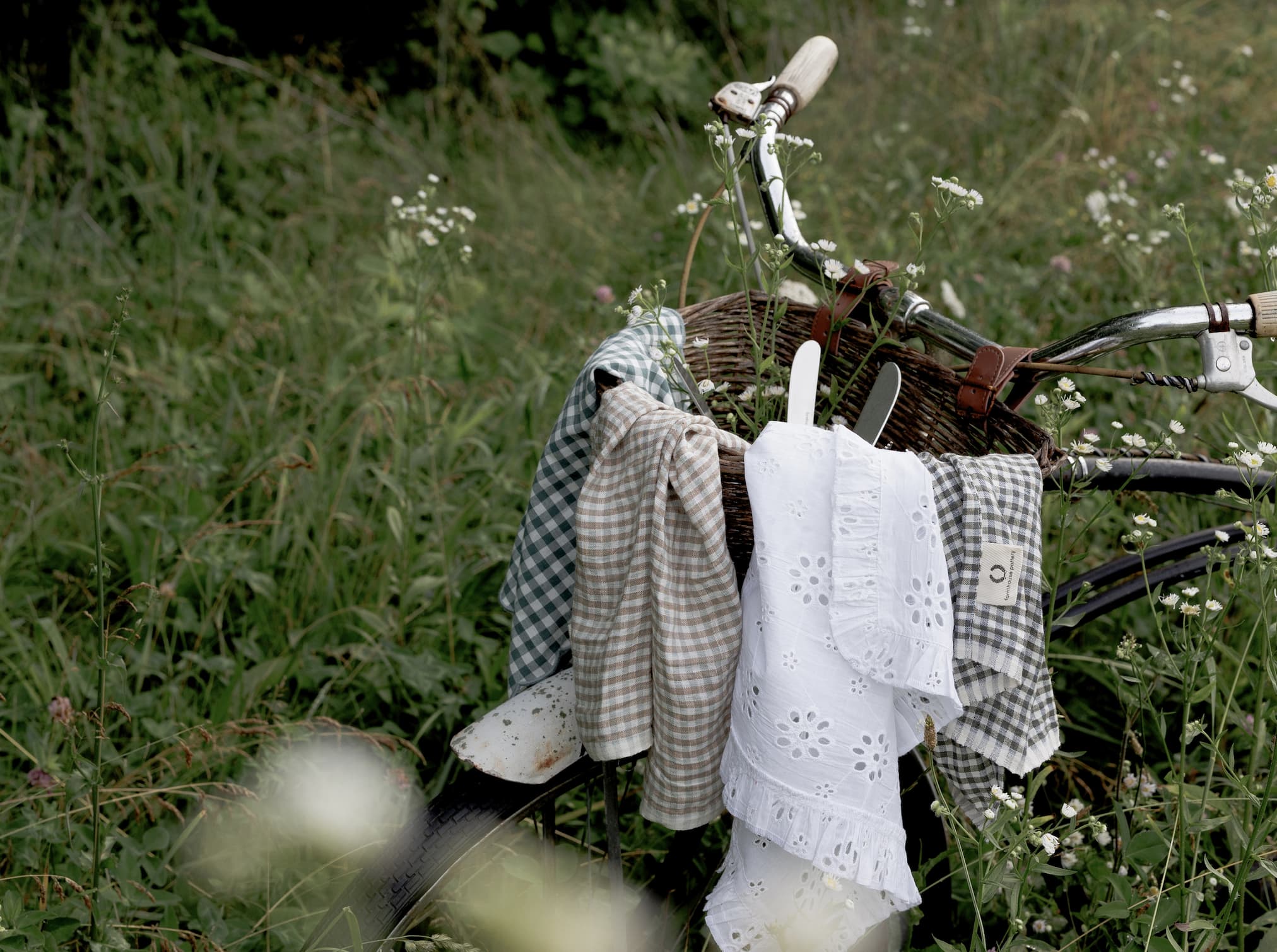 Linen — folded