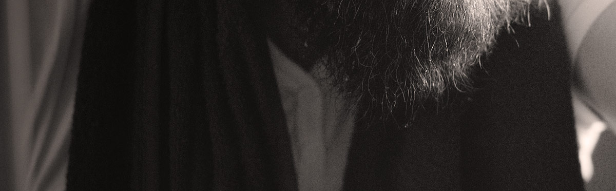 Save 20% on beard care + $75 off Series 9