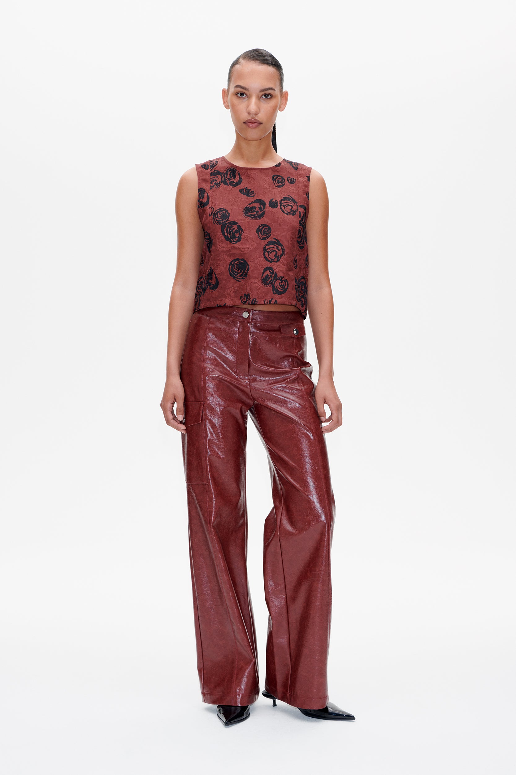 Image of NUVIN TROUSERS | Madder Brown