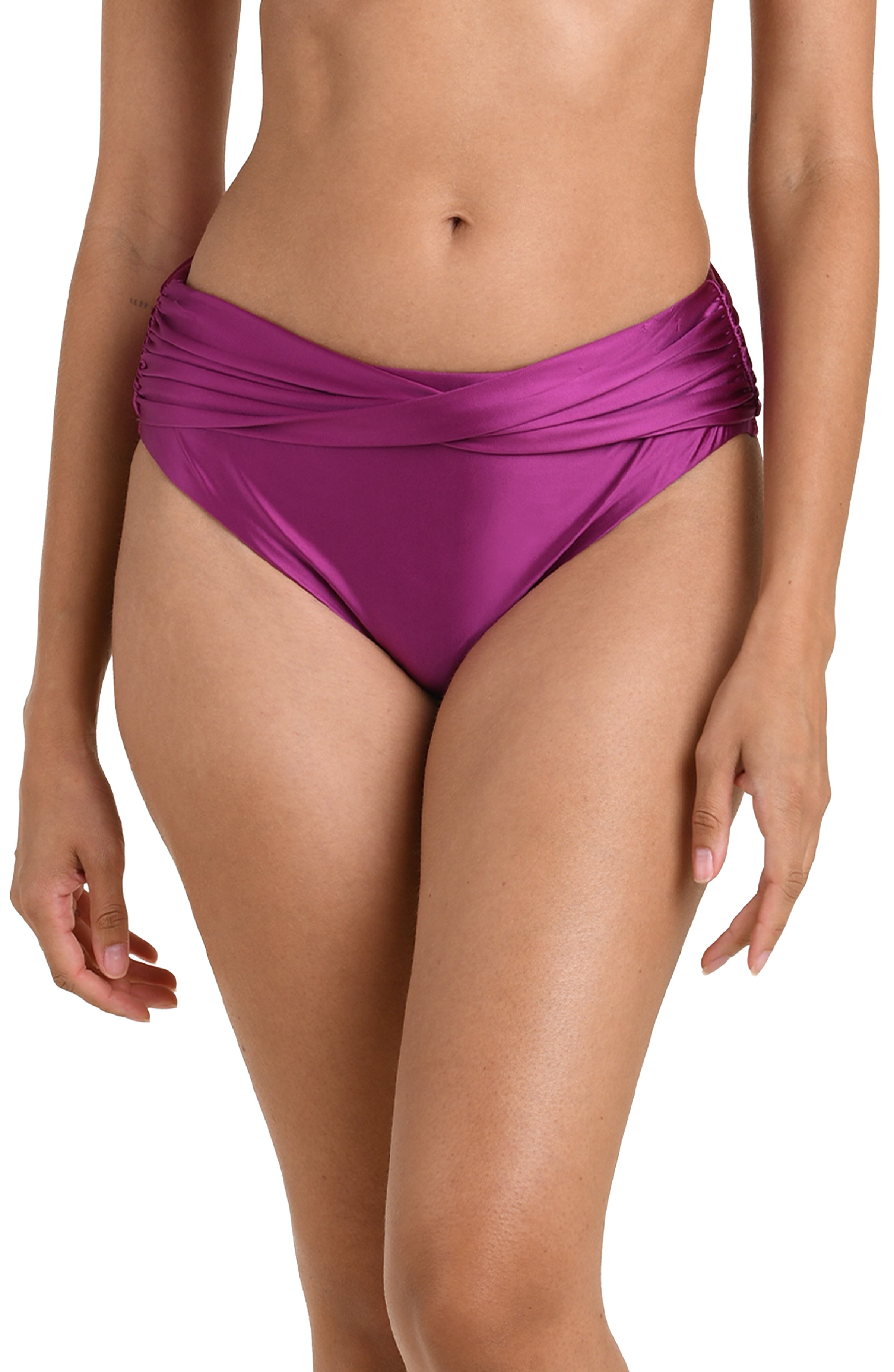 Image of Earth Goddess Mid-Waist Twist Front Bottom - Berry