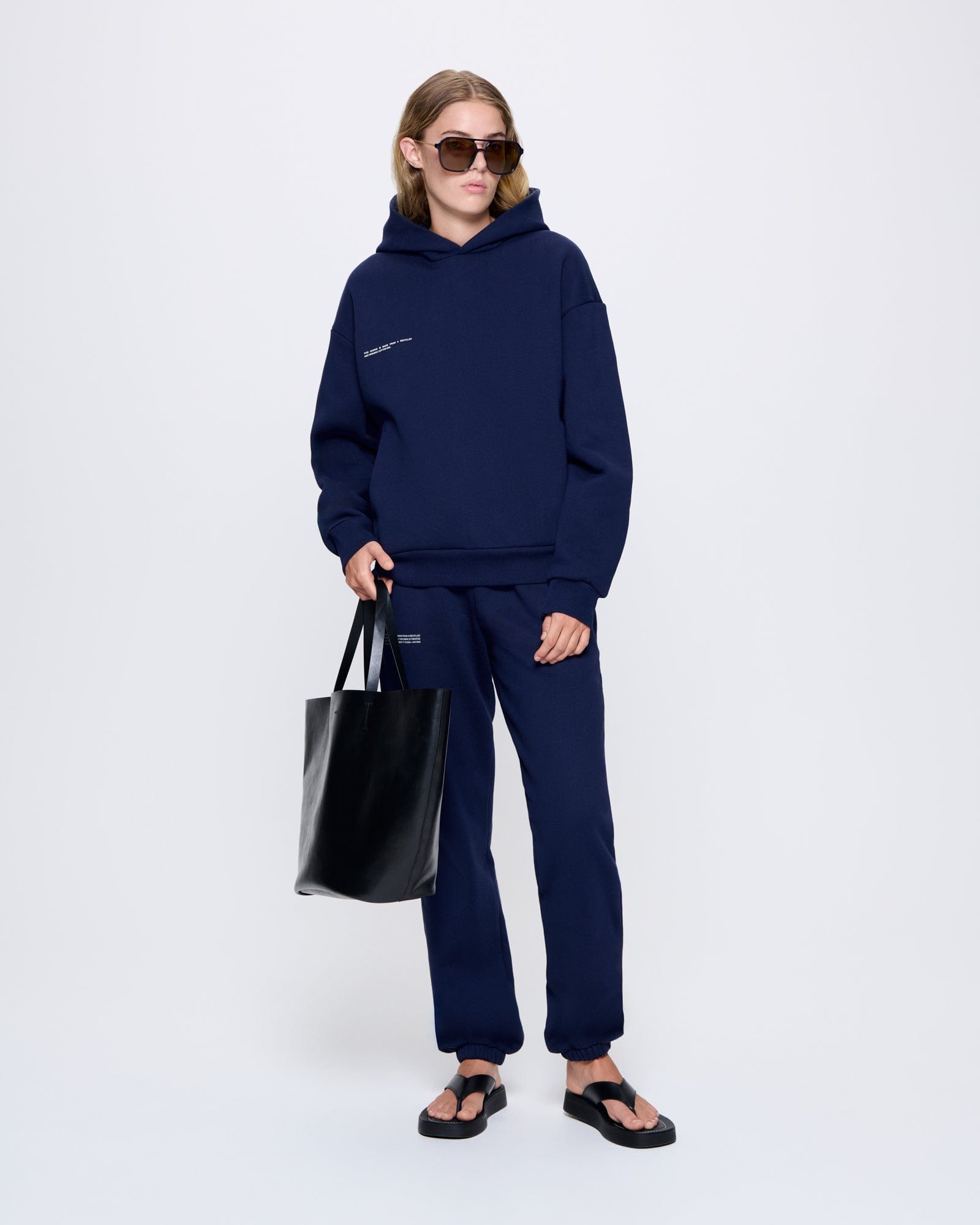 Image of Womens 365 Heavyweight Track Pants—navy