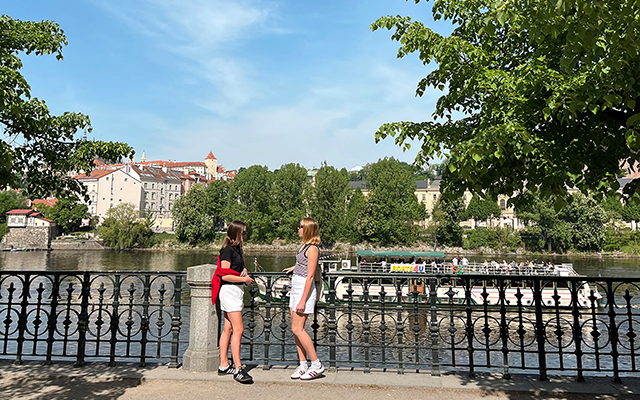 Berlin to Budapest by Train image