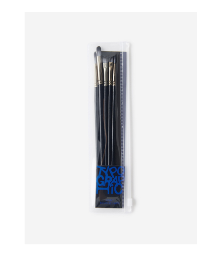 gouache paint brushes 