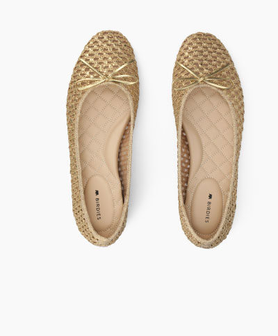 The Songbird in Gold Openweave