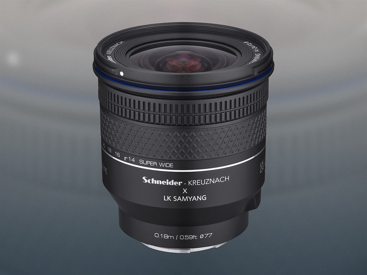 L-mount just got a significantly smaller ultra wide zoom
