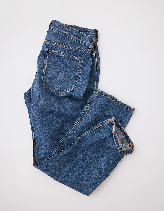 SHOP JEANS